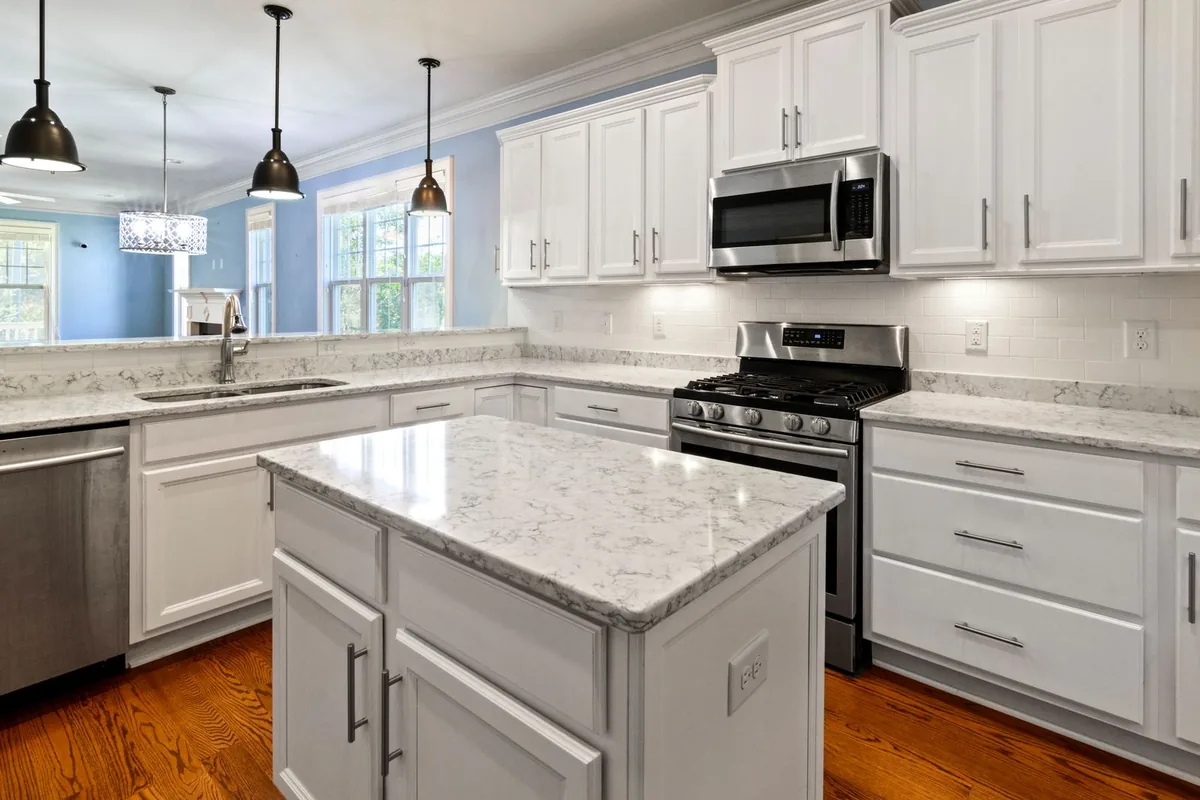 Filth & Squalor Cleanup in Throgs Neck / Schuylerville, New York, NY